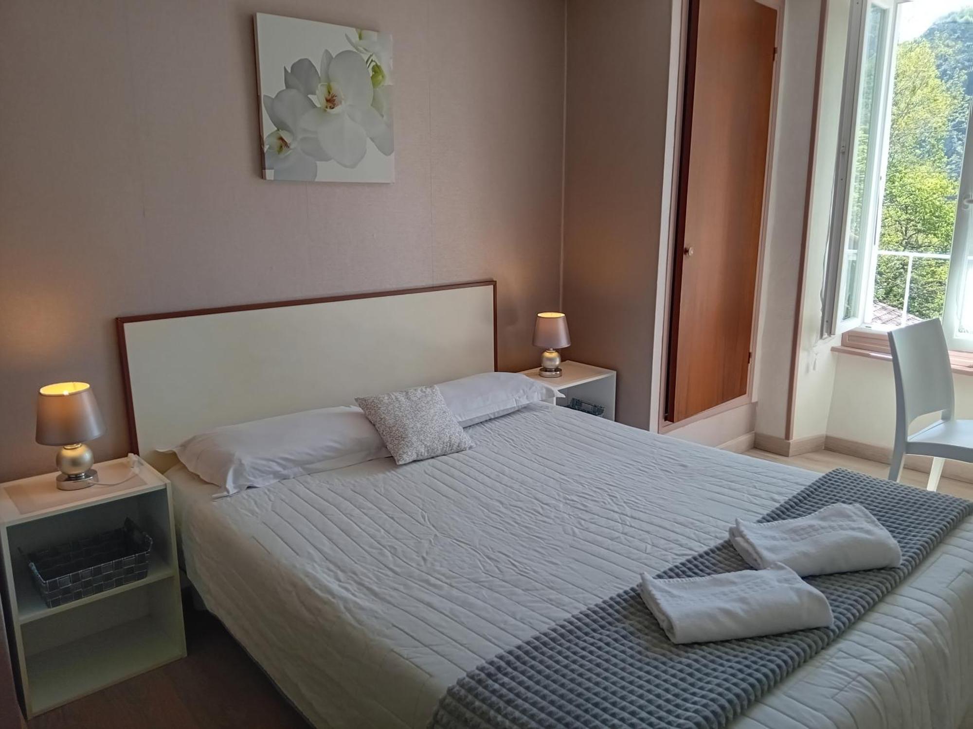Hôtel La Gravenne Thueyts Quarto foto